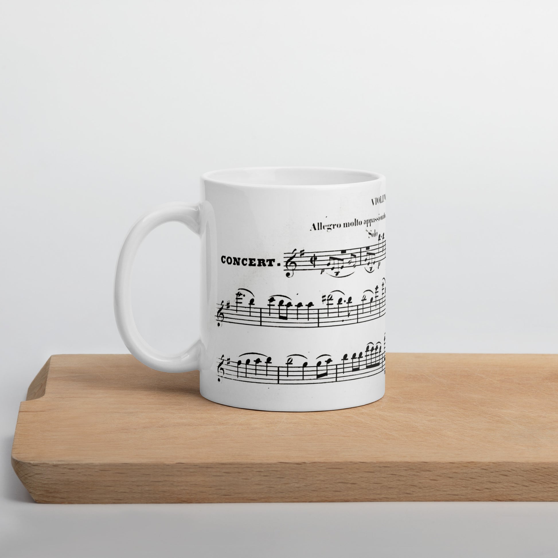 Ceramic mug with Mendelssohn violin concerto manuscript print, front view